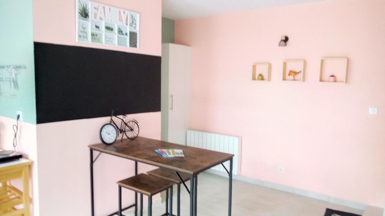 Flat Apartment เลอฟาเวท ภายนอก รูปภาพ